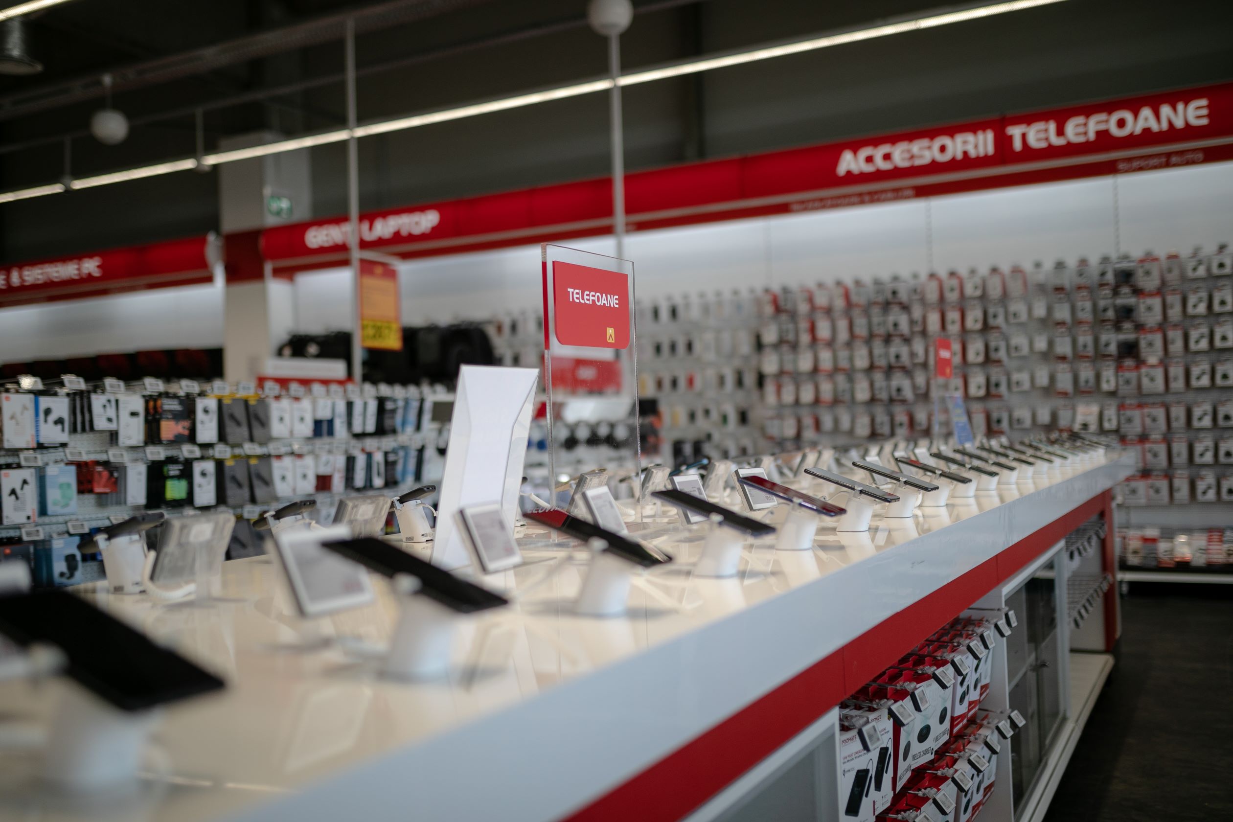 Altex, Media Galaxy și Brico anunță trei săptămâni de reduceri pentru Black Friday