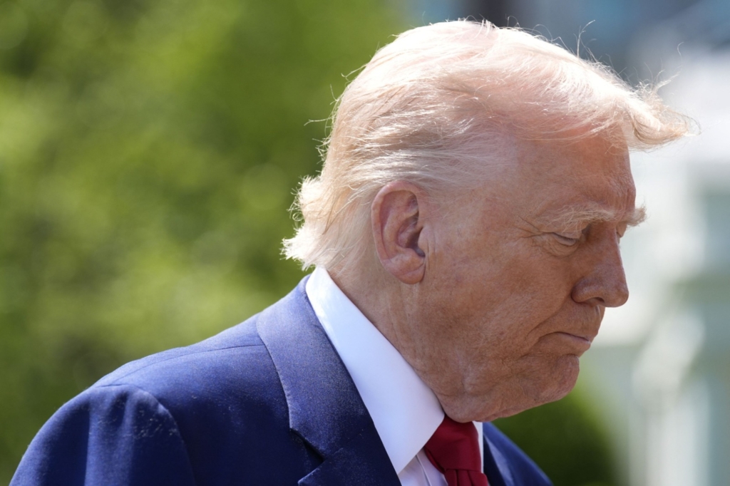 Donald Trump trimite mesaje alarmiste susținătorilor înainte de alegerile intermediare din SUA