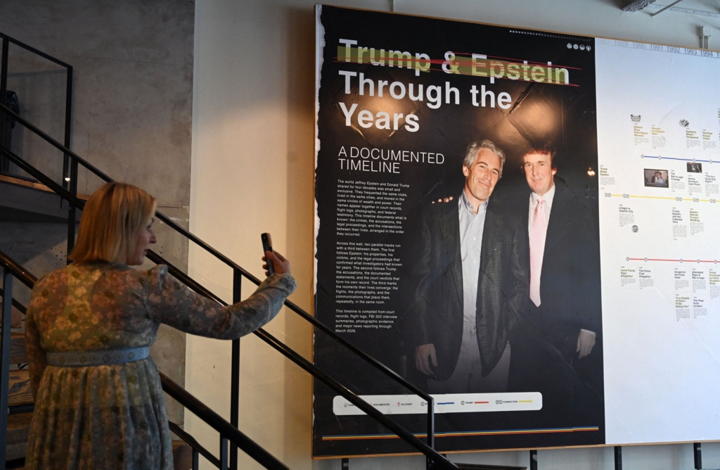 Nouă acuzație de viol împotriva lui Trump în cadrul investigațiilor pentru destituire