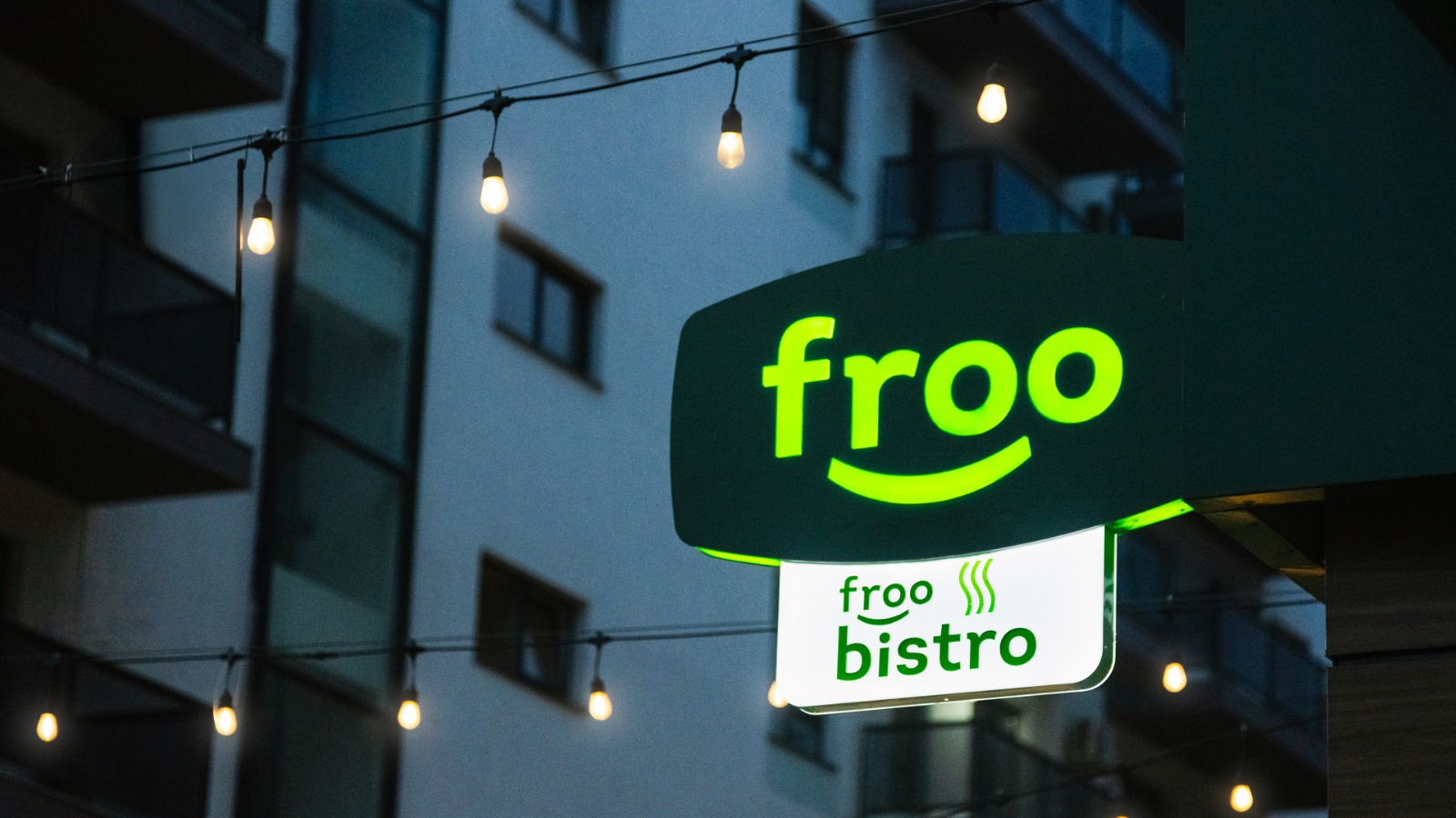 Expansiunea rețelei Froo: Grupul Zabka a depășit 300 de magazine în România