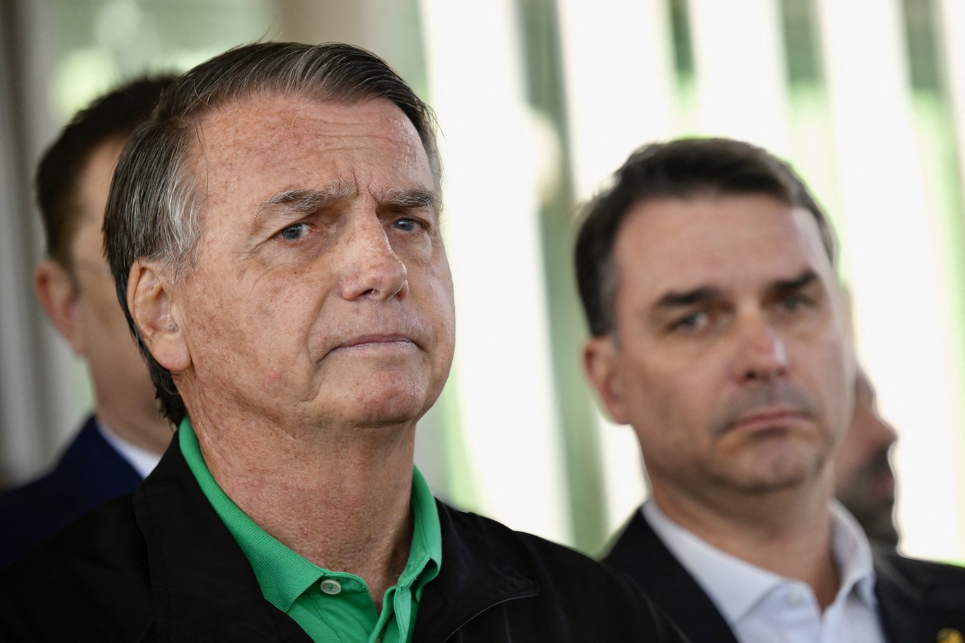 Flávio Bolsonaro a ajuns în SUA în ciuda ordinului de predare a pașapoartelor de către poliția braziliană