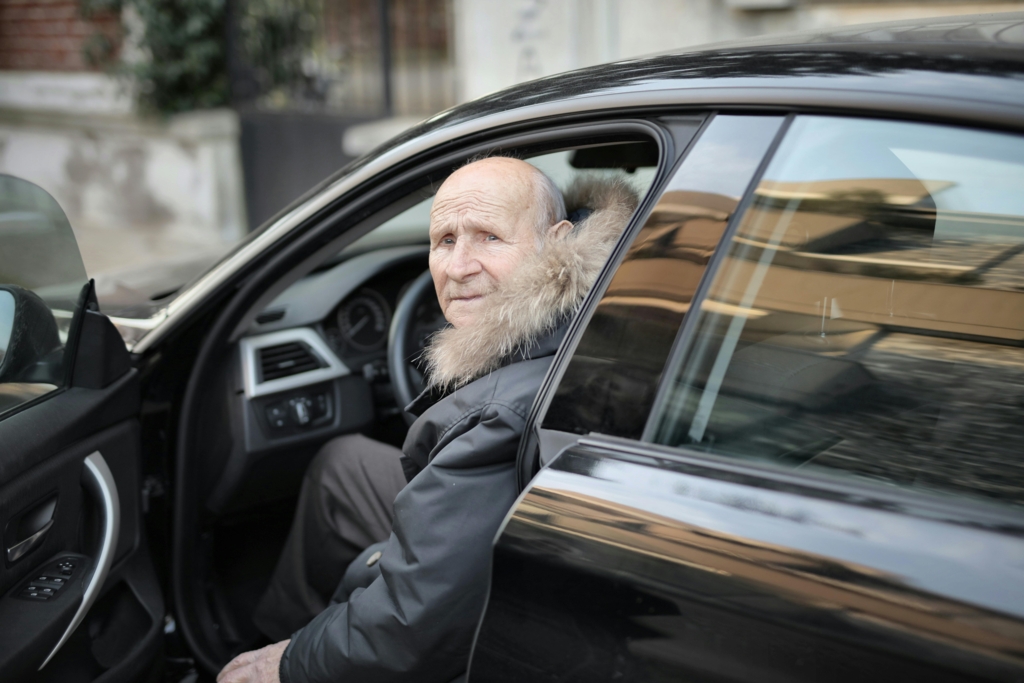 Noi reguli pentru obținerea permisului auto: cum funcționează excepțiile medicale de la 6 noiembrie