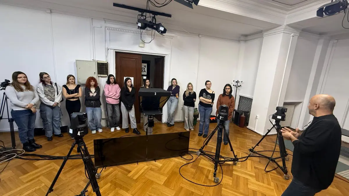 Studenții de la Universitatea Titu Maiorescu vor face stagii de practică la redacția DCNews