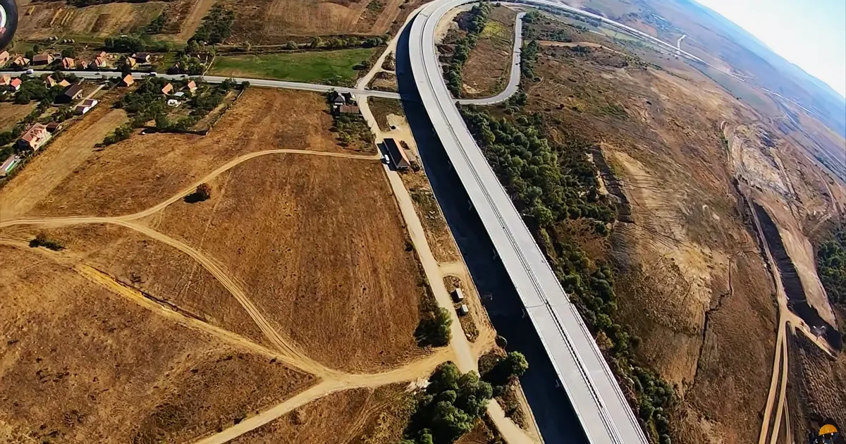 Sectorul Zimbor - Nădășelu al Autostrăzii Transilvania se apropie de finalizare după întârzieri