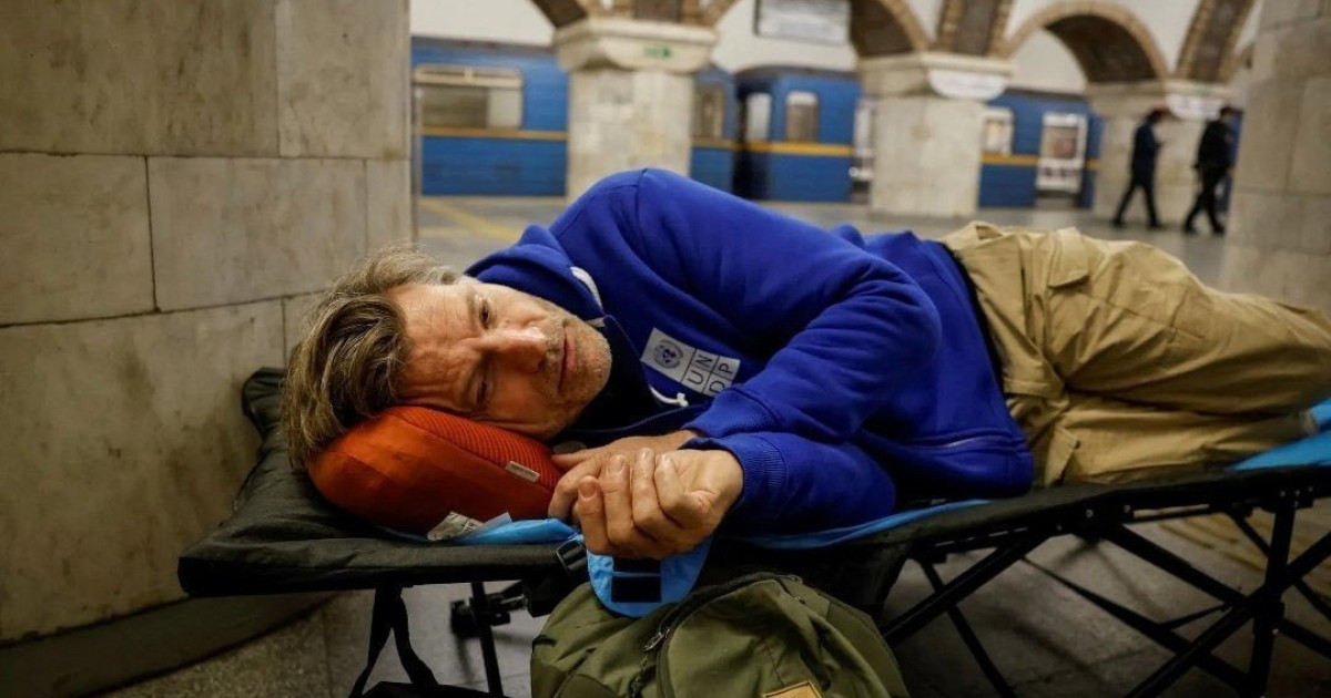 Nikolaj Coster-Waldau a fost surprins în metroul din Kiev, adăpostindu-se de atacurile rusești