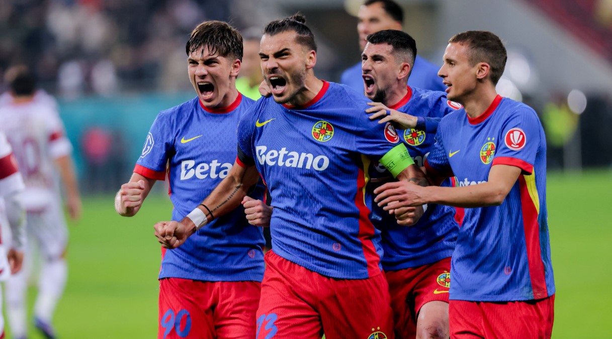 Planuri de transferuri pentru FCSB: Câte cinci noi jucători vor intra în echipa roș-albastră