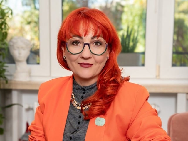 Dreptul muncii: Demnitatea și limitele dintre regulile legale și realitatea cotidiană a angajaților