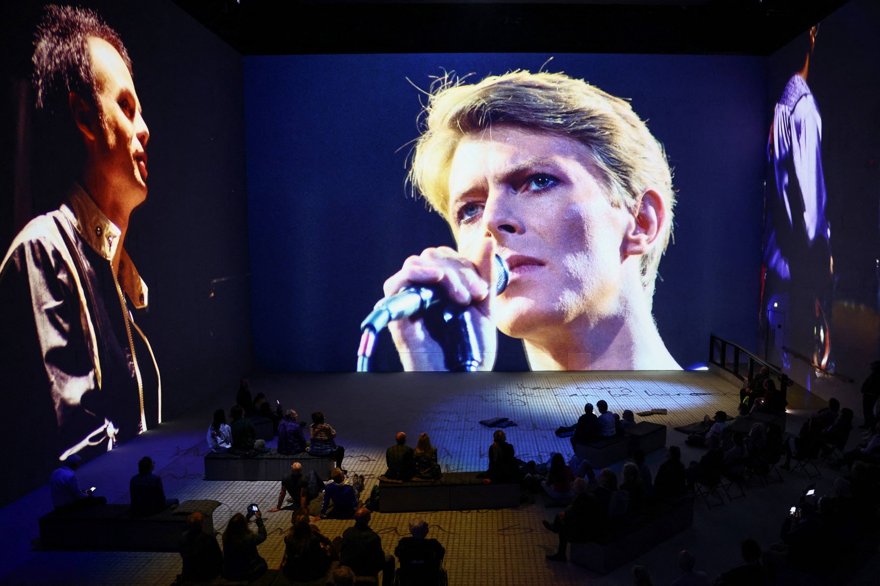 Spectacol imersiv cu înregistrări inedite ale lui David Bowie va avea premiera la Berlinale