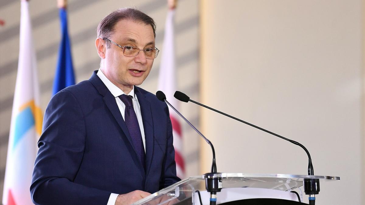 Mesaj oficial al premierului Luca Niculescu la 11 ani de la tragedia de la Colectiv