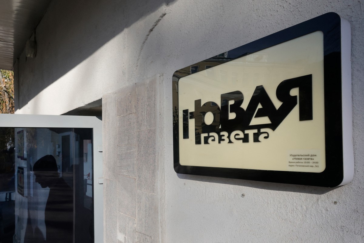 Redacția Novaia Gazeta anunță închiderea publicației sub presiunea autorităților ruse