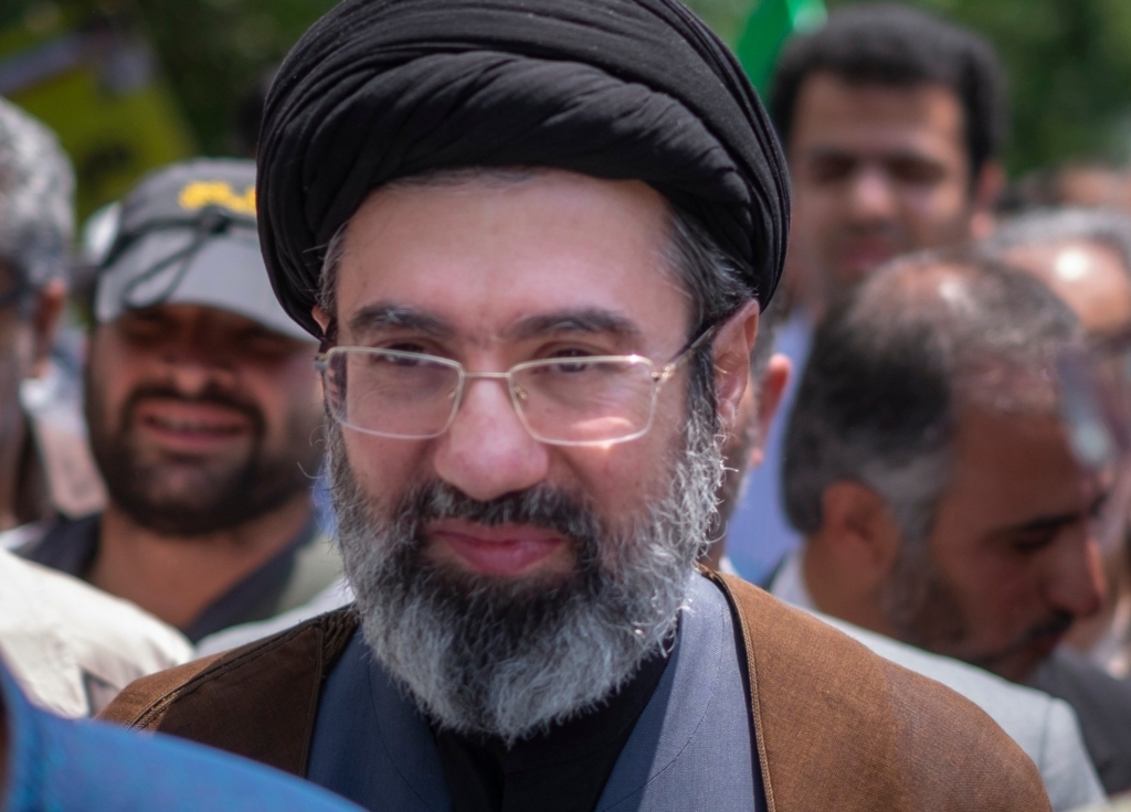 Mojtaba Khamenei ordonă armatei iraniene extinderea listei de ținte americane și israeliene