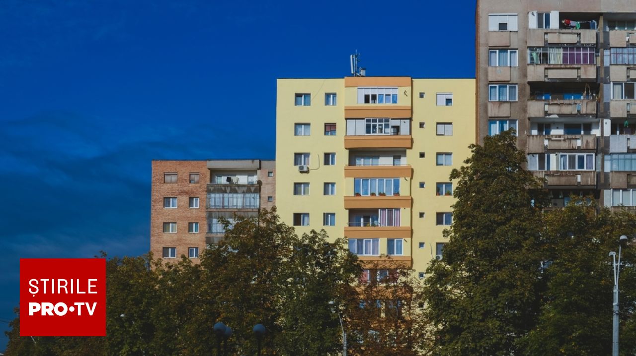 Ce se întâmplă cu proprietarii de balcoane închise care riscă amenzi. Explicația ministrului Alexandru Stoica