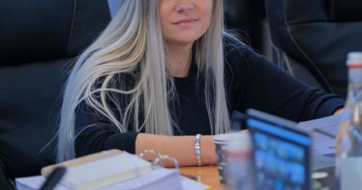 Consilieră locală PSD din Brașov, vizată de o anchetă pentru înșelăciune. Ar fi fost reținută
