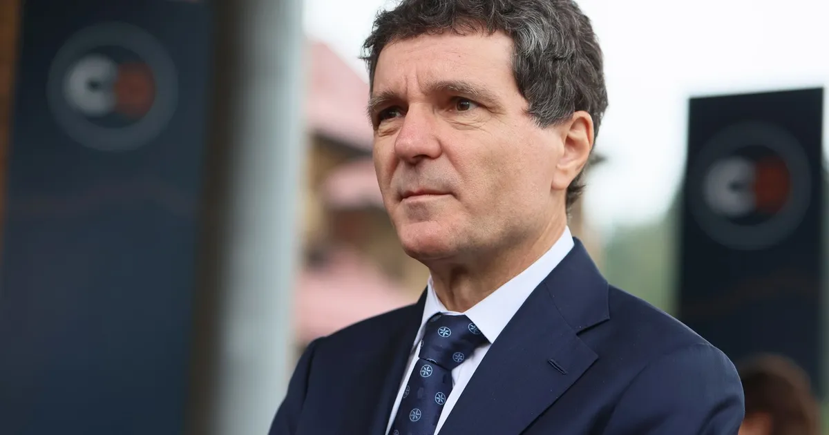 Nicușor Dan despre starea României: Mesaj despre succese și corupție la inaugurarea unui spital din Bistrița