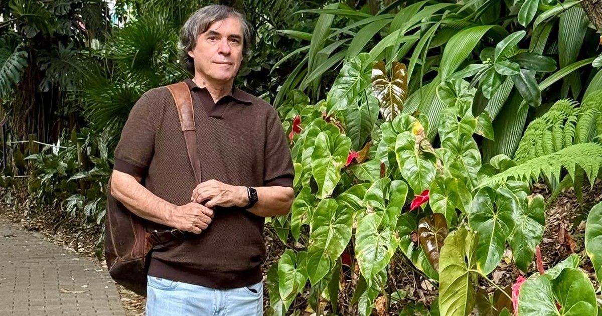 Mircea Cărtărescu descrie impresiile de la Medellín: „E ca o seră tropicală uriașă”