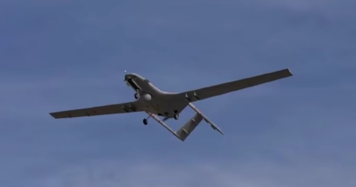 Atac masiv cu drone asupra Moscovei: două persoane decedate și o rafinărie afectată