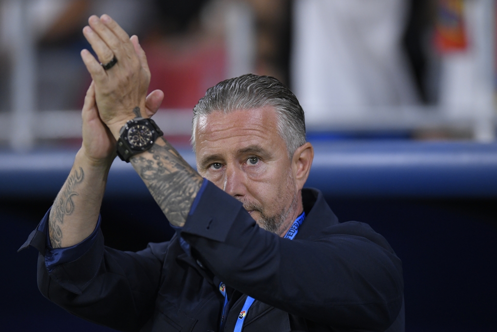 Laurențiu Reghecampf va preia antrenorii echipei FCSB după înfrângerea dureroasă cu Universitatea Craiova