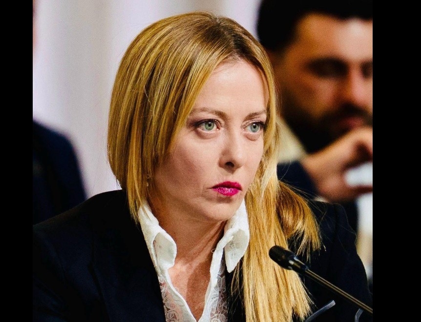 Giorgia Meloni propune interzicerea burka și limitarea numărului de elevi străini în școlile din Italia