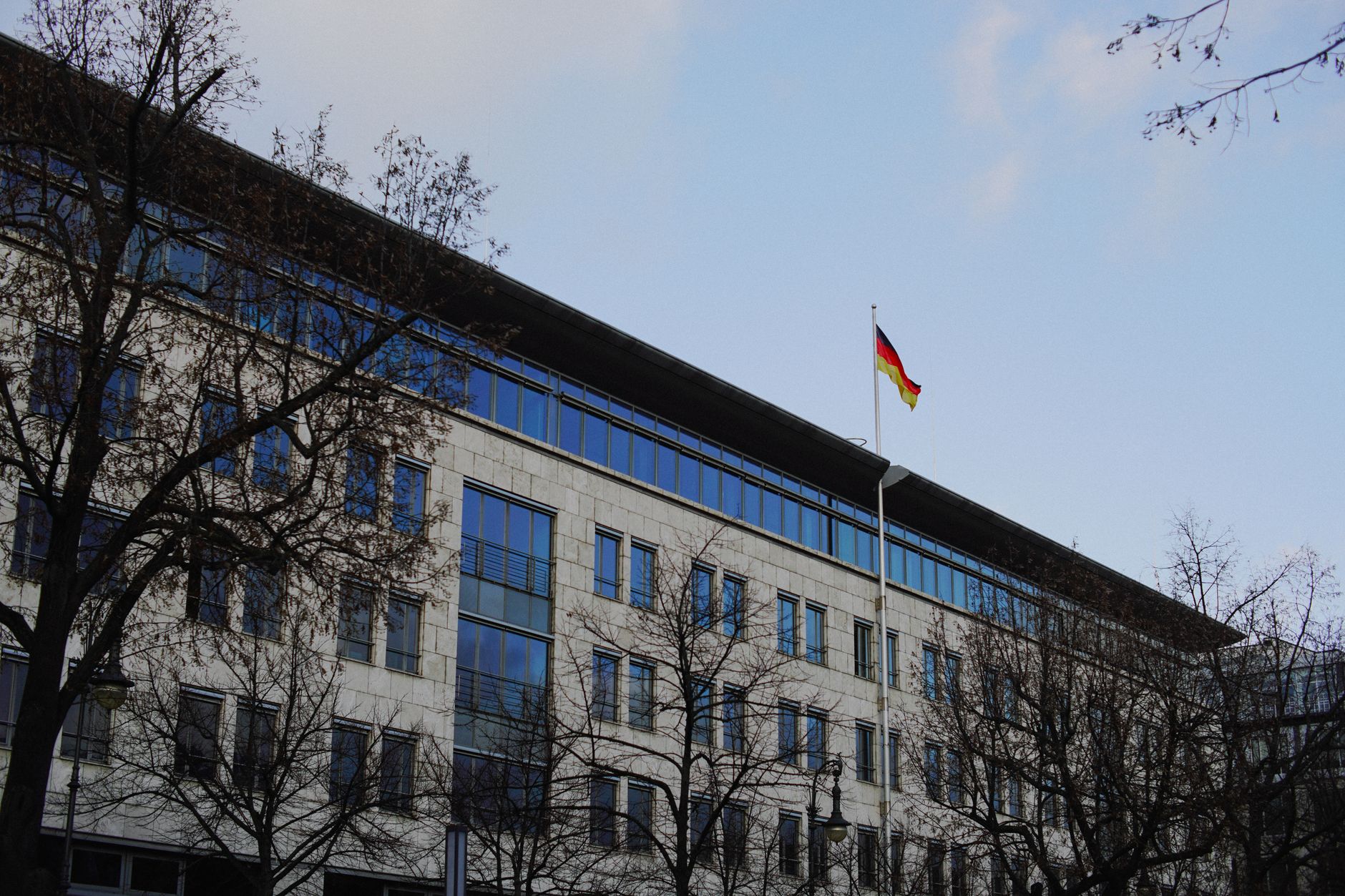 Rezultate de dezastru pentru Friedrich Merz: AfD câștigă în est, iar Die Linke conduce la Berlin