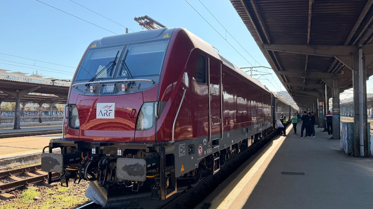 CFR Călători introduce pe ruta București-Constanța a doua locomotivă Alstom Traxx