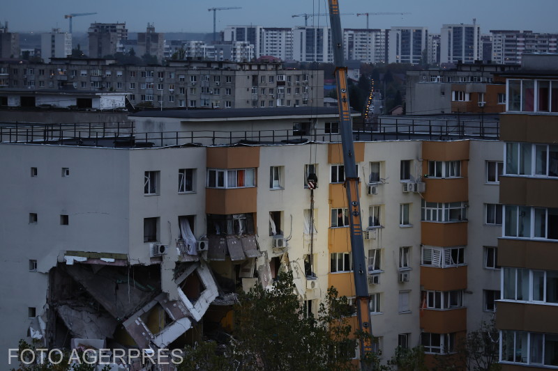 Încep lucrările de consolidare pentru blocul din Rahova afectat de explozia masivă de anul trecut