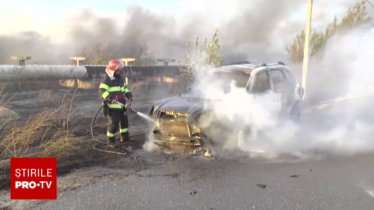 Două incendii masive la Drobeta-Turnu Severin: o hală de fabrică a ars complet, iar vegetația a distrus proprietăți