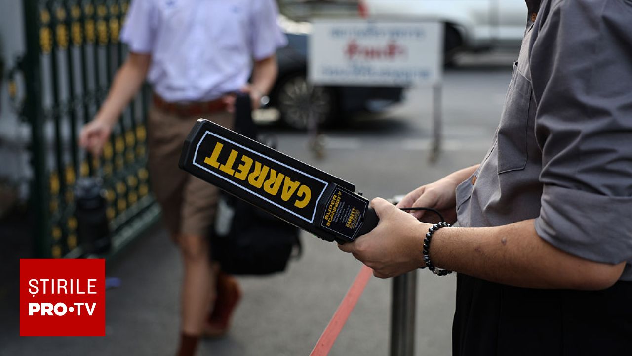 Italia introduce detectoare de metale în școli după valul de violențe; zeci de arme improvizate au fost confiscate