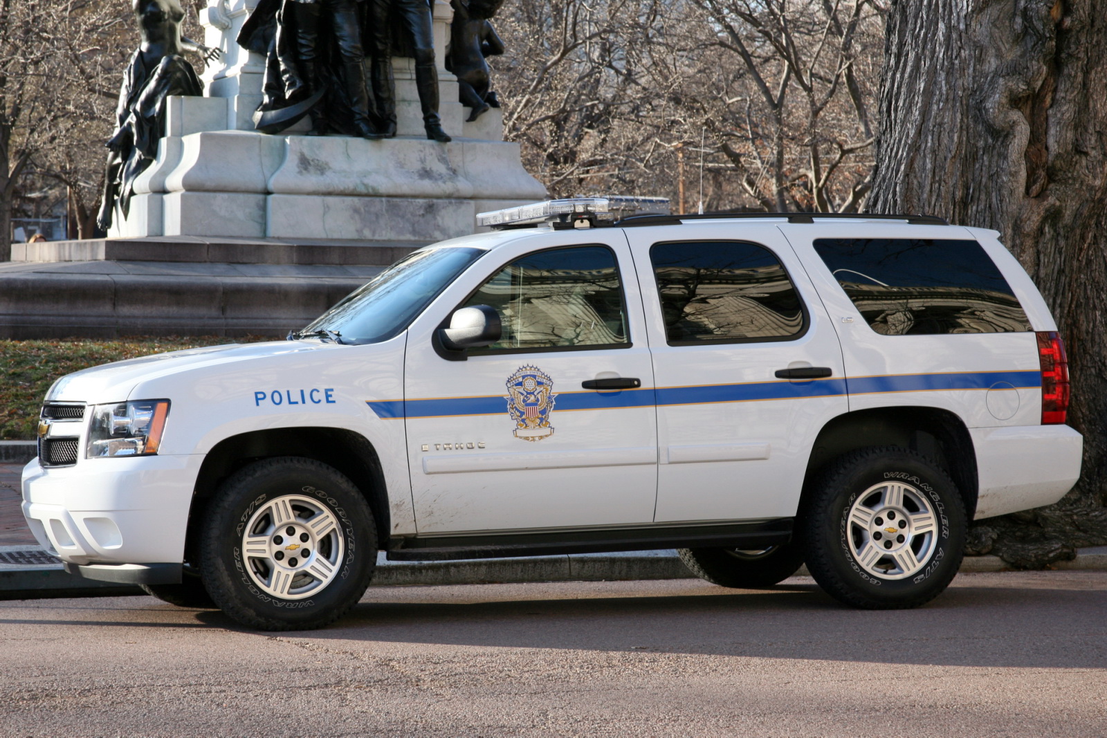 Acțiune de amploare a poliției după violențele din Piața Victoriei: 40 de persoane sunt cercetate