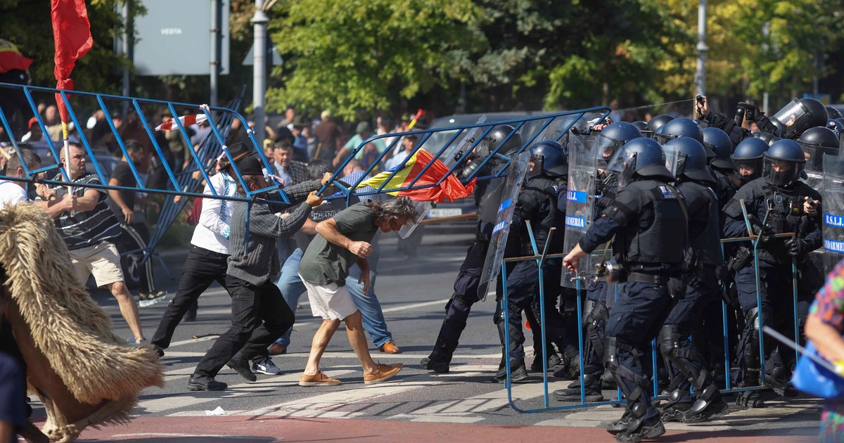 Noi rețineri de către Parchetul de pe lângă Tribunalul București după violențele din Piața Victoriei