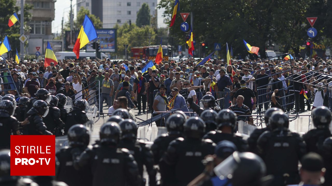 Șapte persoane reținute după violențele de la protestul ciobanilor din Piața Victoriei