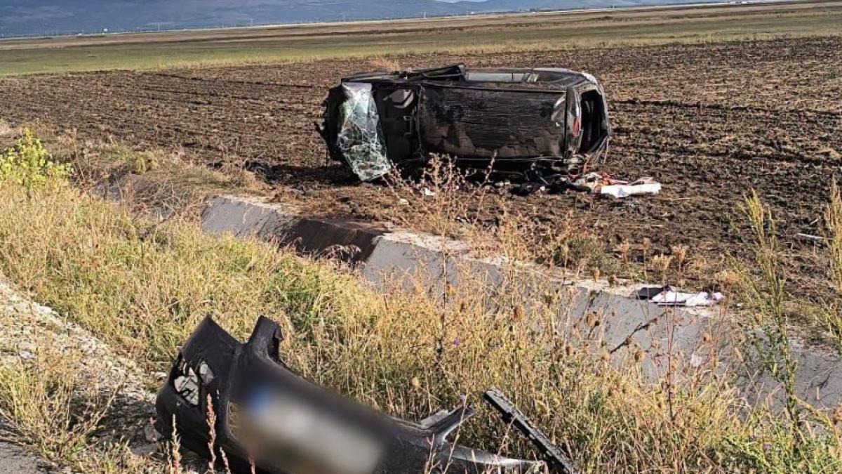 Accident rutier violent în județul Buzău: șapte persoane au fost rănite după ce un autovehicul s-a răsturnat