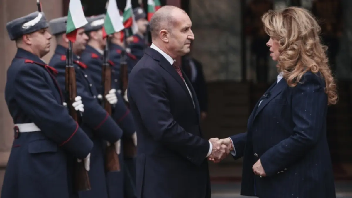 Alegeri prezidențiale în Bulgaria: Partidul lui Radev vizează controlul total asupra puterii statului