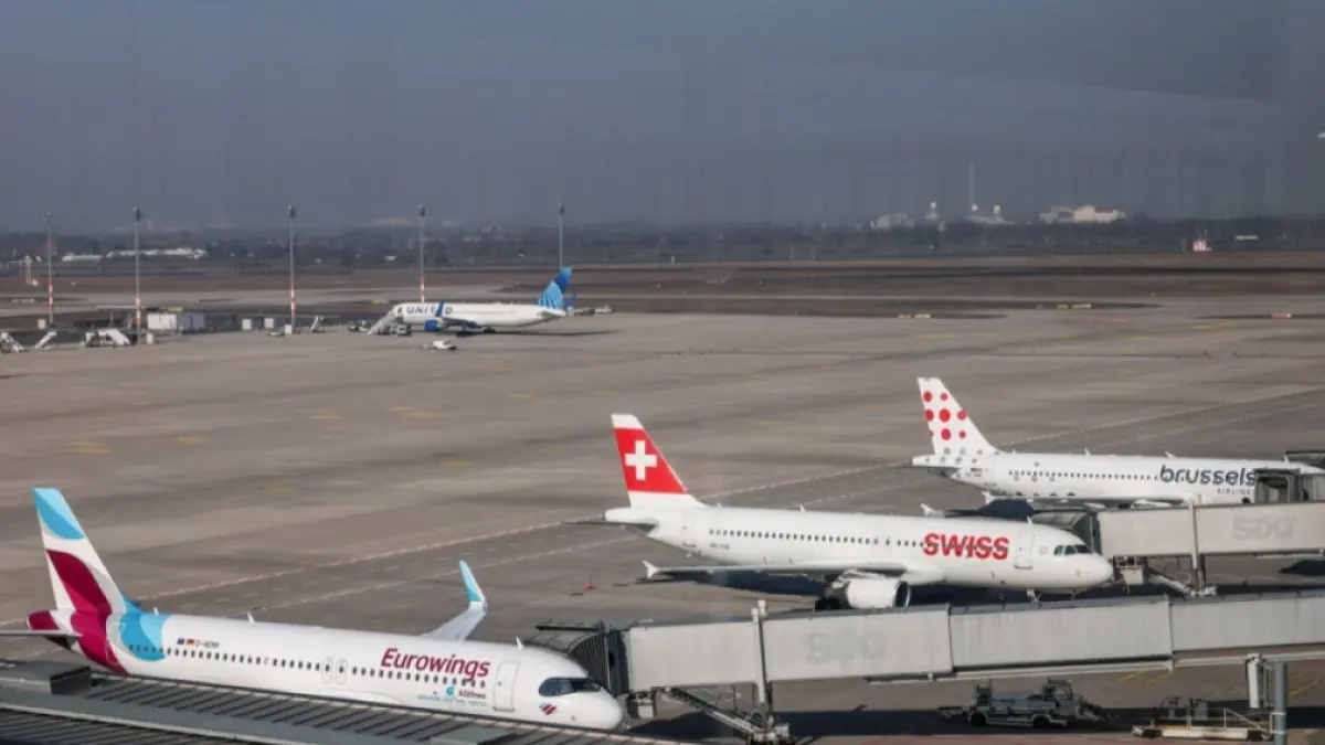 Activitatea aeroportului din Berlin a fost oprită pentru 45 de minute din cauza unei drone