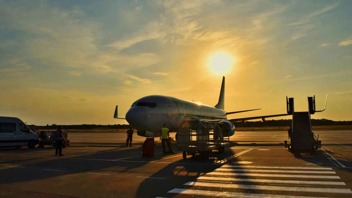 Operațiunile de zbor de la aeroportul din Berlin au fost suspendate după detectarea unei drone
