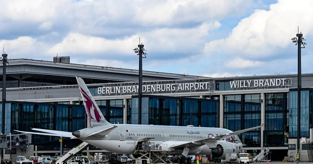 Suspendarea zborurilor la Aeroportul Berlin Brandenburg după detectarea unei drone