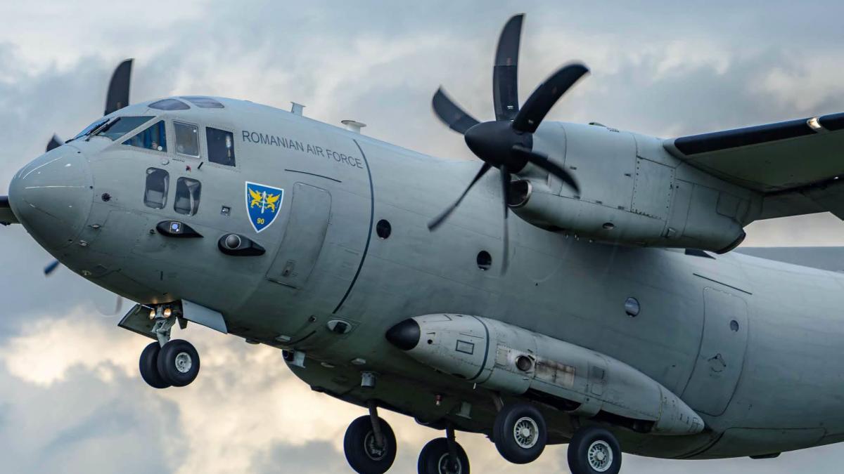 Misiune umanitară cu avionul militar C-27J Spartan: transport de pacienți către Belgia