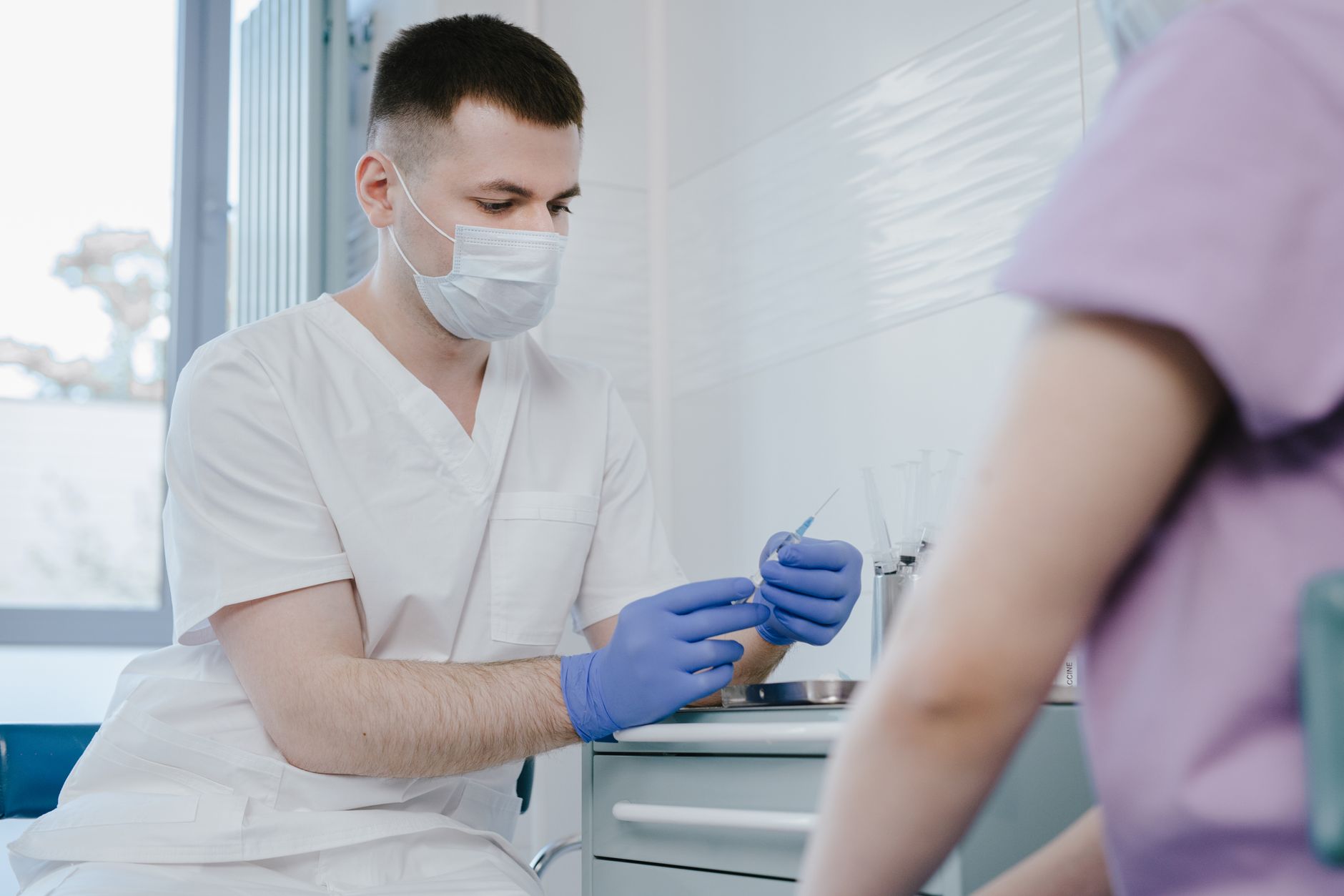 Vaccinul BCG revine în maternități după problemele de aprovizionare. Ministerul Sănătății va livra 100.000 de doze