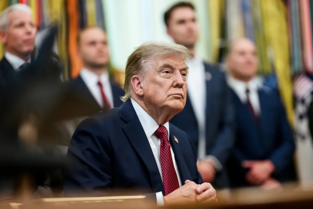 Donald Trump promite plăți de 5.000 de dolari pentru fiecare american dacă republicanii câștigă alegerile