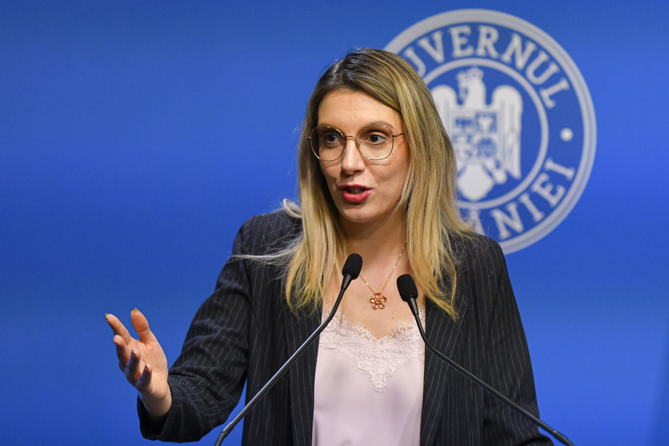 Diana Buzoianu solicită instituirea stării de alertă în București și Ilfov din cauza arderilor ilegale