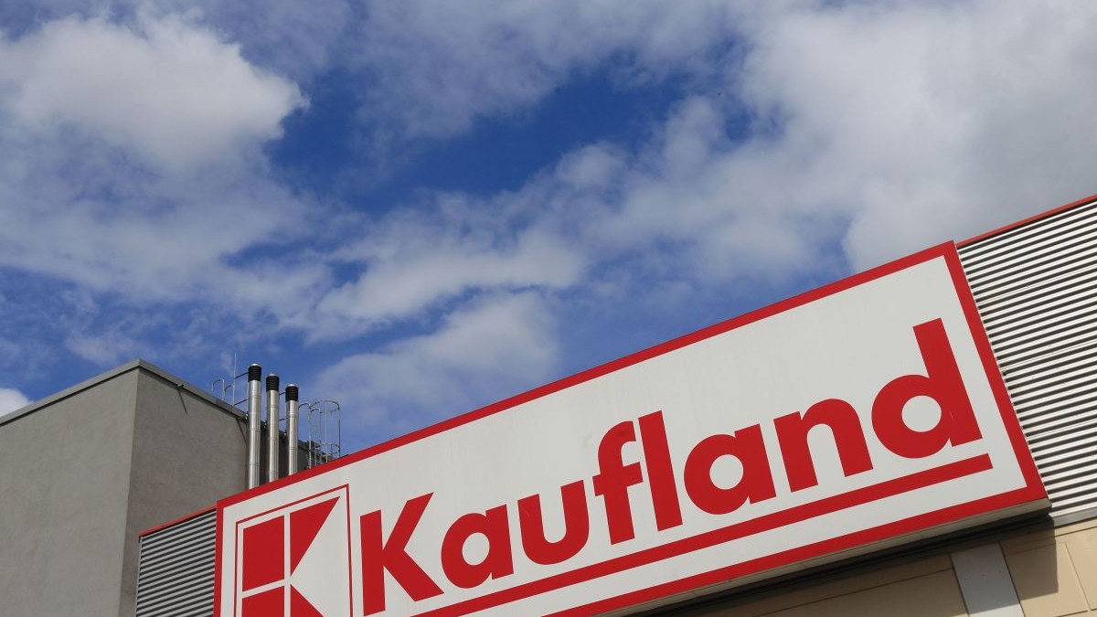 Kaufland lansează conceptul Beauty Zone în București: rafturi cu produse K-Beauty și parfumuri arăbești