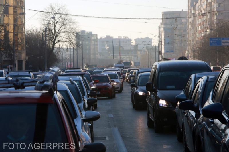 Restricții de trafic pentru autovehiculele de marfă și curierat în București