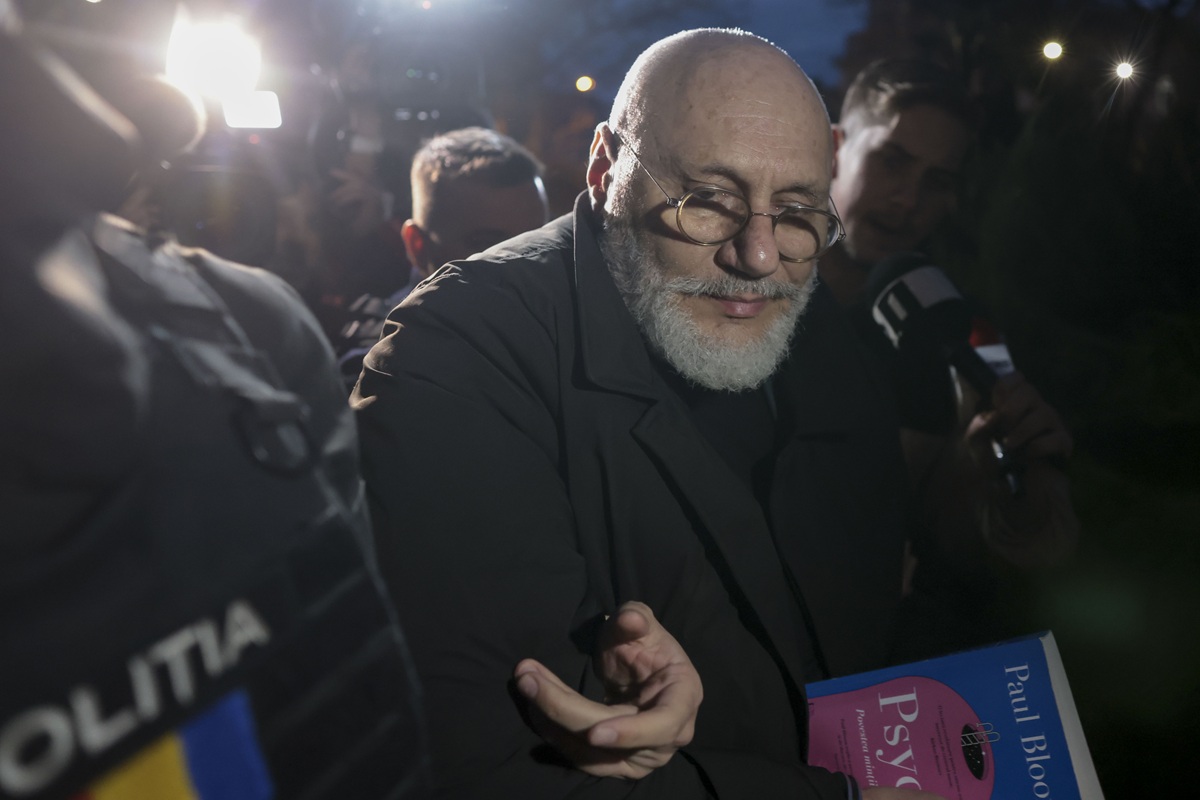 Medicul Cristian Andrei anunță că va deveni jurnalist pentru a se „ocupa” de Luiza Popovici