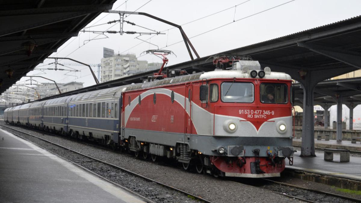 Restricții majore la Târgu Jiu: Trenuri anulate și transport cu autocare între București, Craiova și Cluj