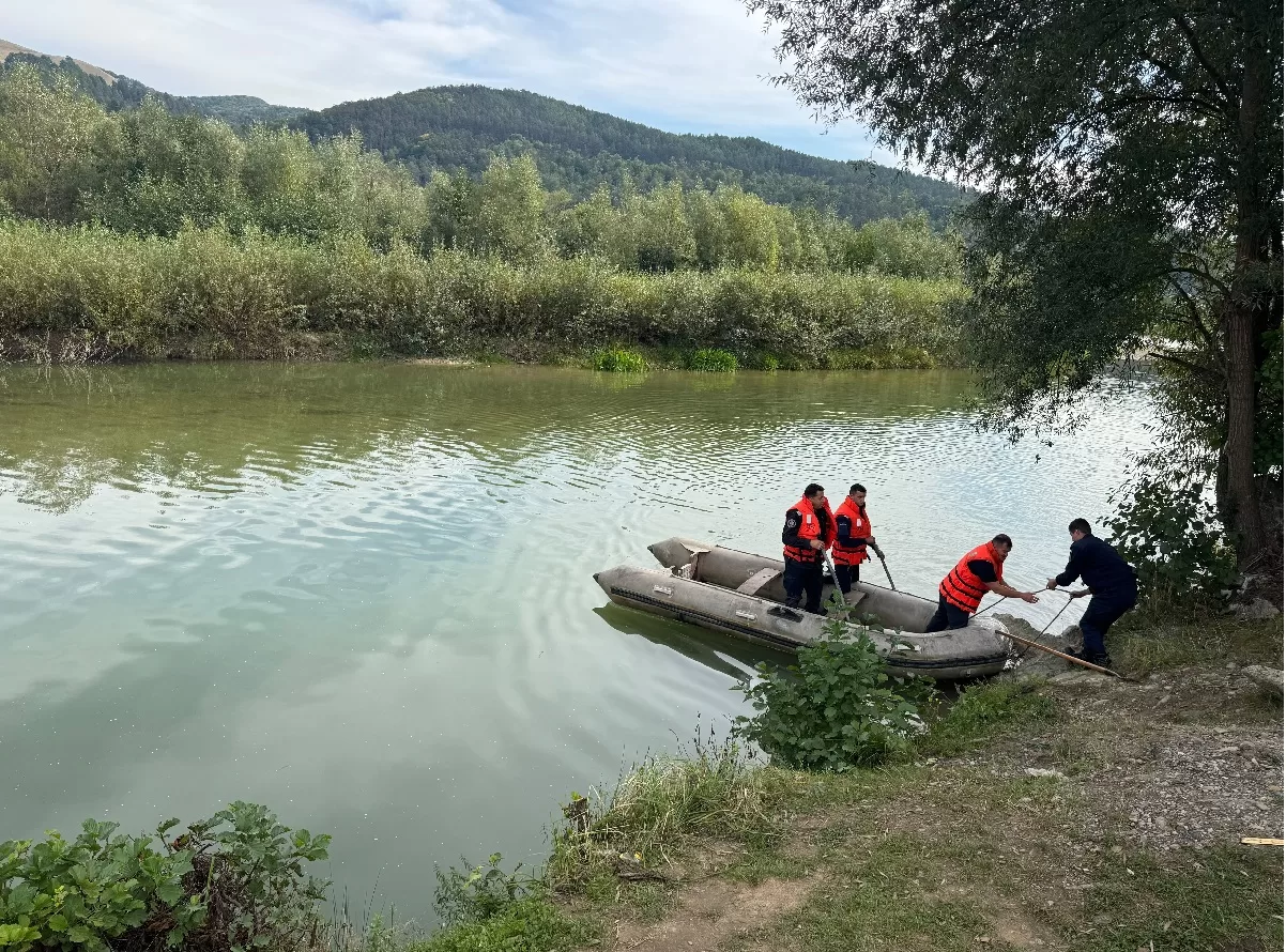 Tragedie în Bacău: Copilul de 4 ani dispărut din Dofteana a fost găsit mort în râul Trotuș