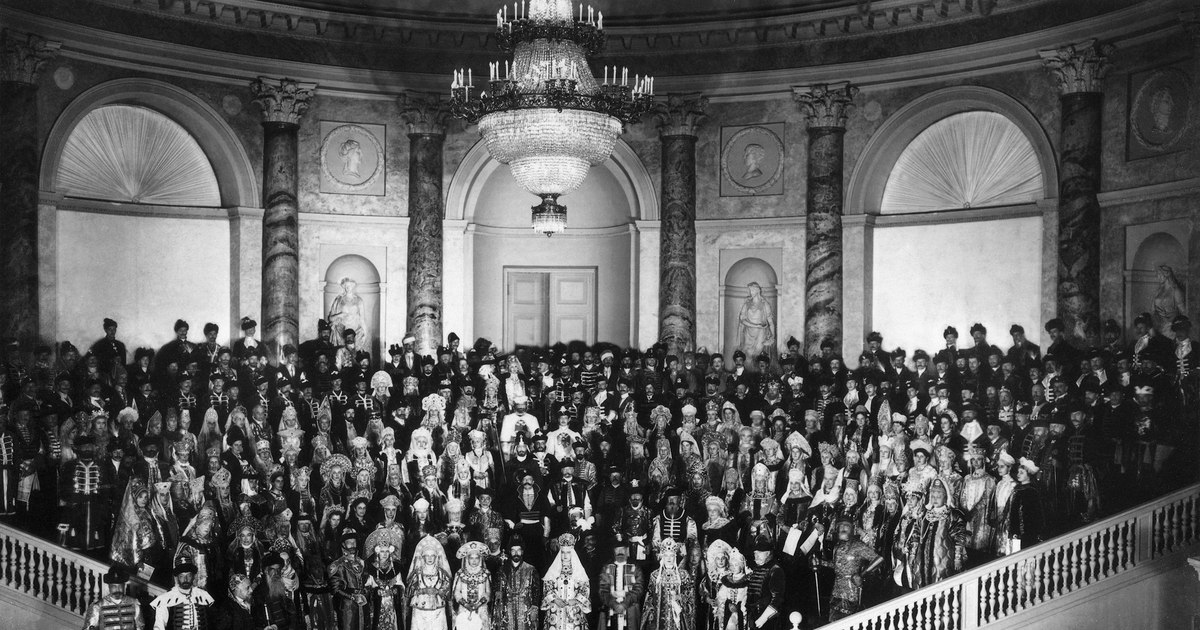 Ultimul bal imperial de la Palatul de Iarnă: o demonstrație de opulență înainte de prăbușirea Rusiei