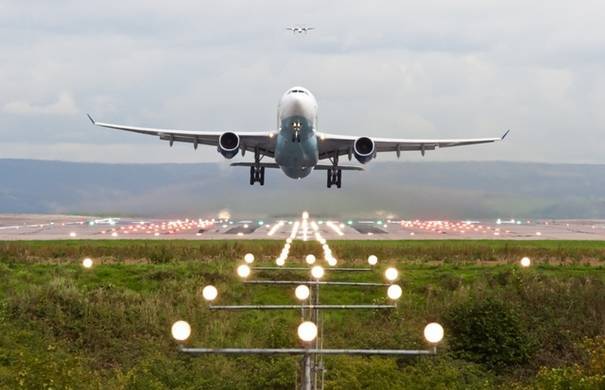 Aterizare de urgență la Otopeni pentru un avion TAROM care zbura spre Turcia