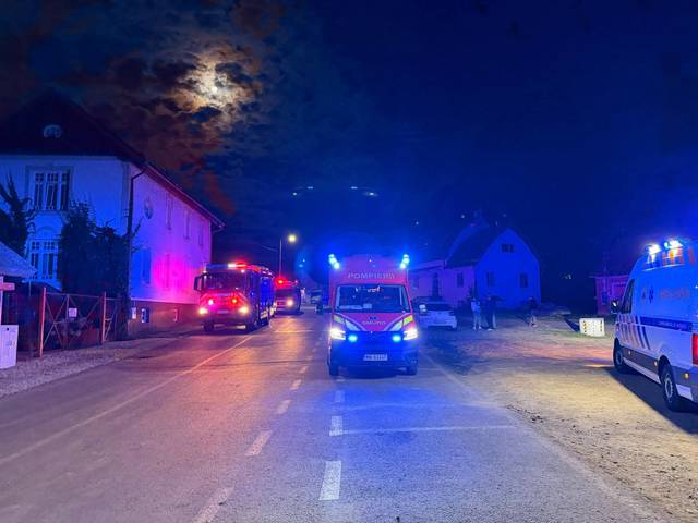 Planul Roșu de Intervenție activat la o nuntă din Avrig, Sibiu, după suspiciuni de toxiinfecție alimentară