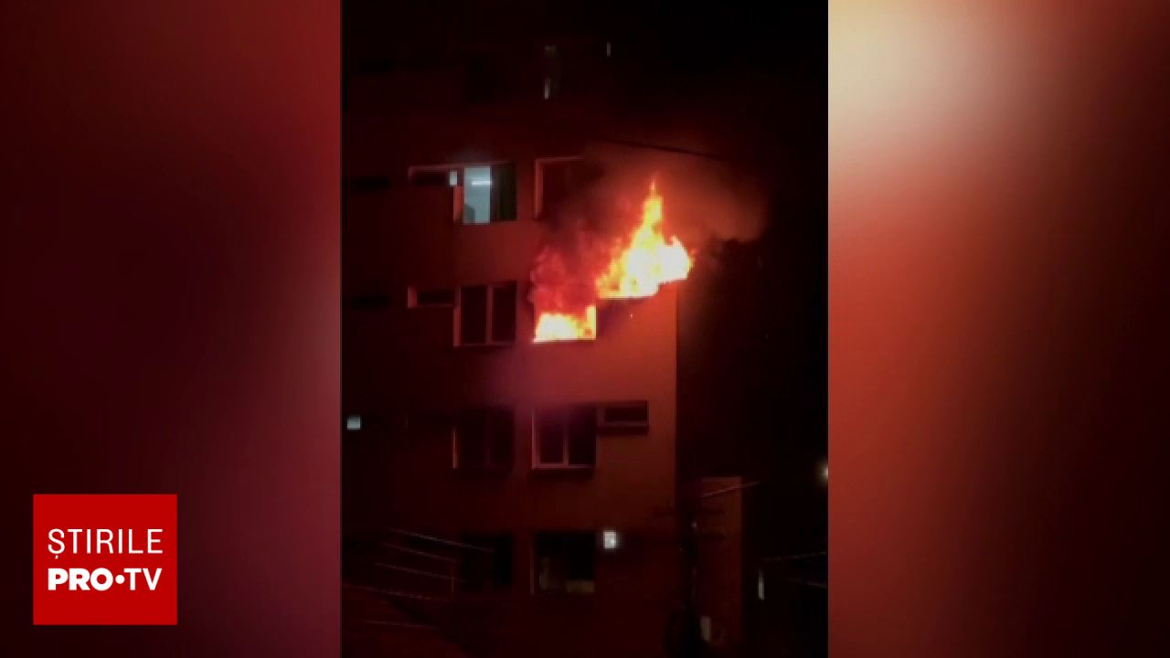 Incendiu violent într-un cămin studențesc din Cluj-Napoca: 200 de tineri au fost evacuați