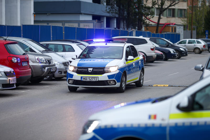 Violență extremă în Sectorul 5: Femeie legată și lovită cu un topor de către iubitul ei
