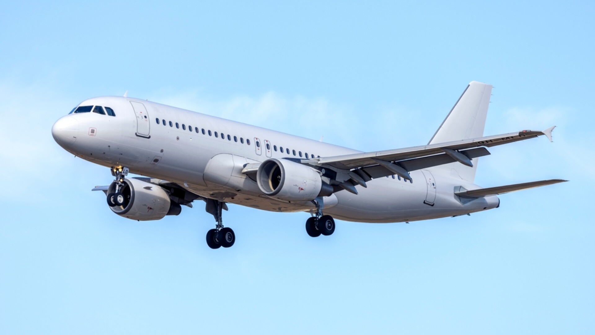 Stări de rău la bordul unui avion spre Hawaii după apariția unui miros necunoscut